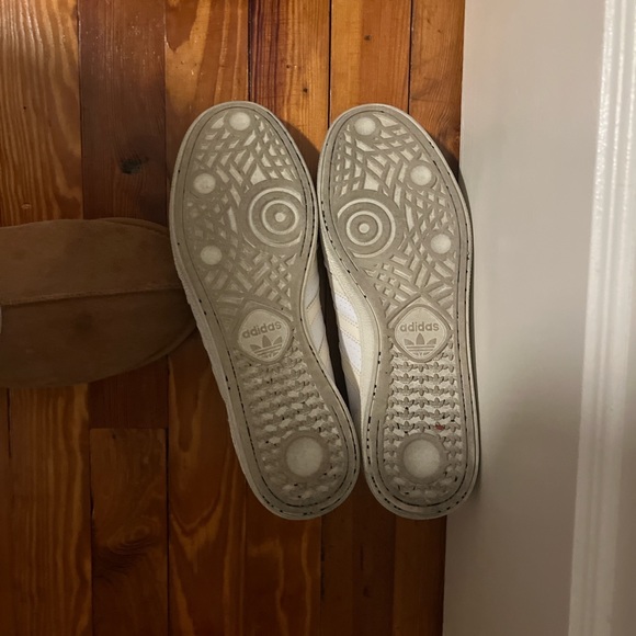 White and Cream Adidas - Picture 4 of 5